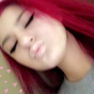 Meet your Posher, Courtney